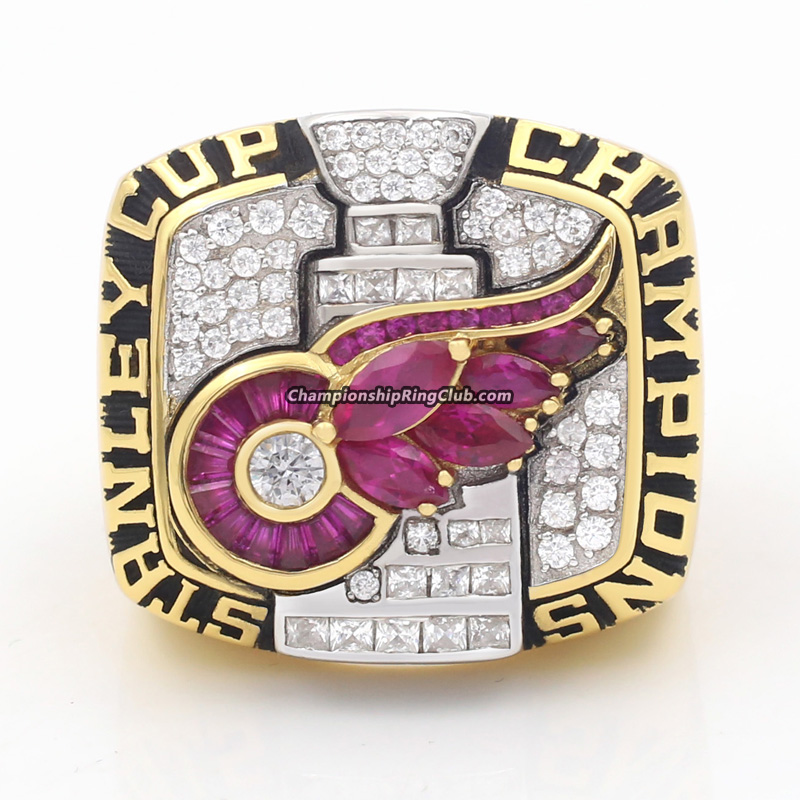 2002 Detroit Red Wings Stanley Cup Ring (C.Z. logo)